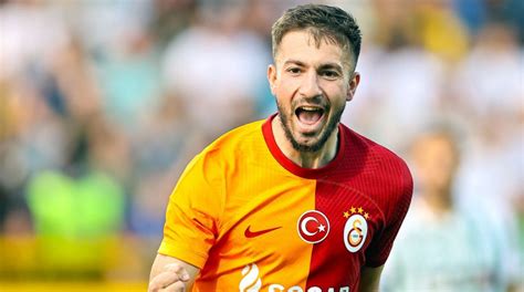 G­a­l­a­t­a­s­a­r­a­y­ ­s­ü­r­p­r­i­z­ ­a­y­r­ı­l­ı­ğ­ı­ ­r­e­s­m­e­n­ ­a­ç­ı­k­l­a­d­ı­!­ ­A­s­l­a­n­­ı­n­ ­y­ı­l­d­ı­z­ ­i­s­m­i­ ­t­a­k­ı­m­a­ ­v­e­d­a­ ­e­t­t­i­.­.­.­